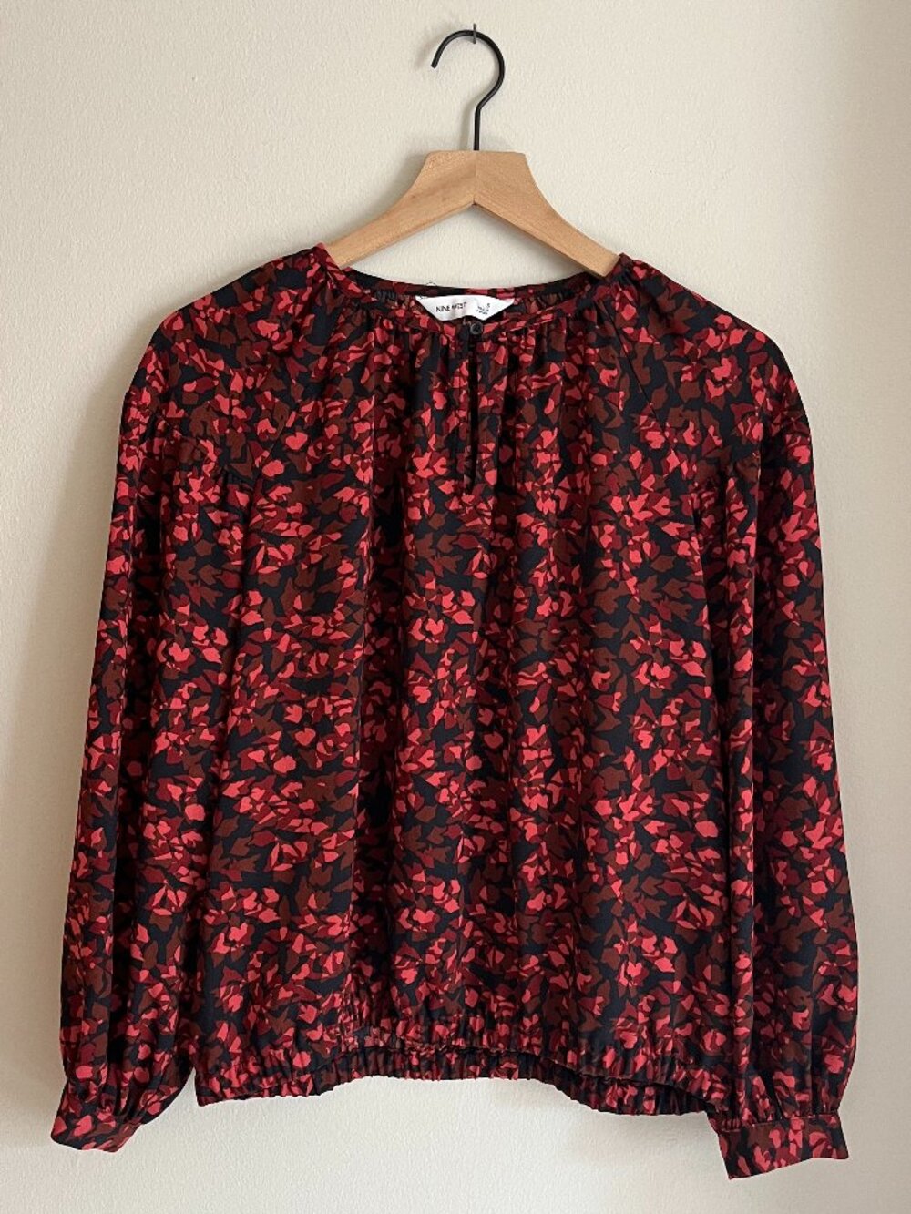 Nine West Blouse | Maroon floral | Sinched bottom | Sz Small